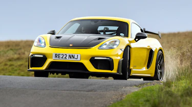 Porsche Cayman GT4 RS drift