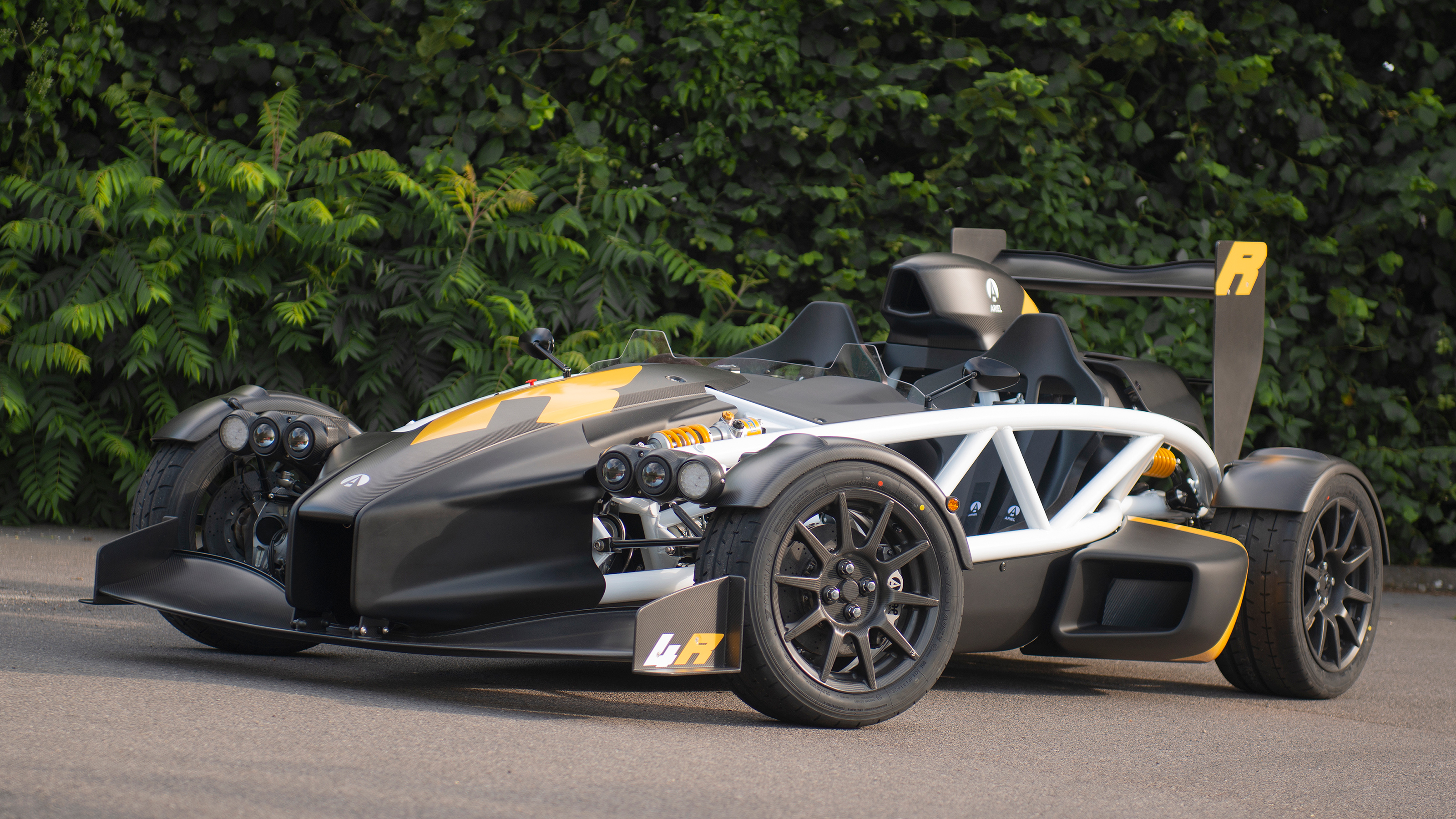 Ariel Atom 4R – front