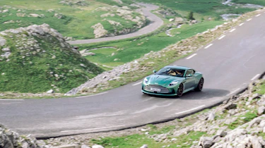 Aston Martin DB12 – front