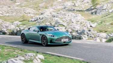 Aston Martin DB12 – front