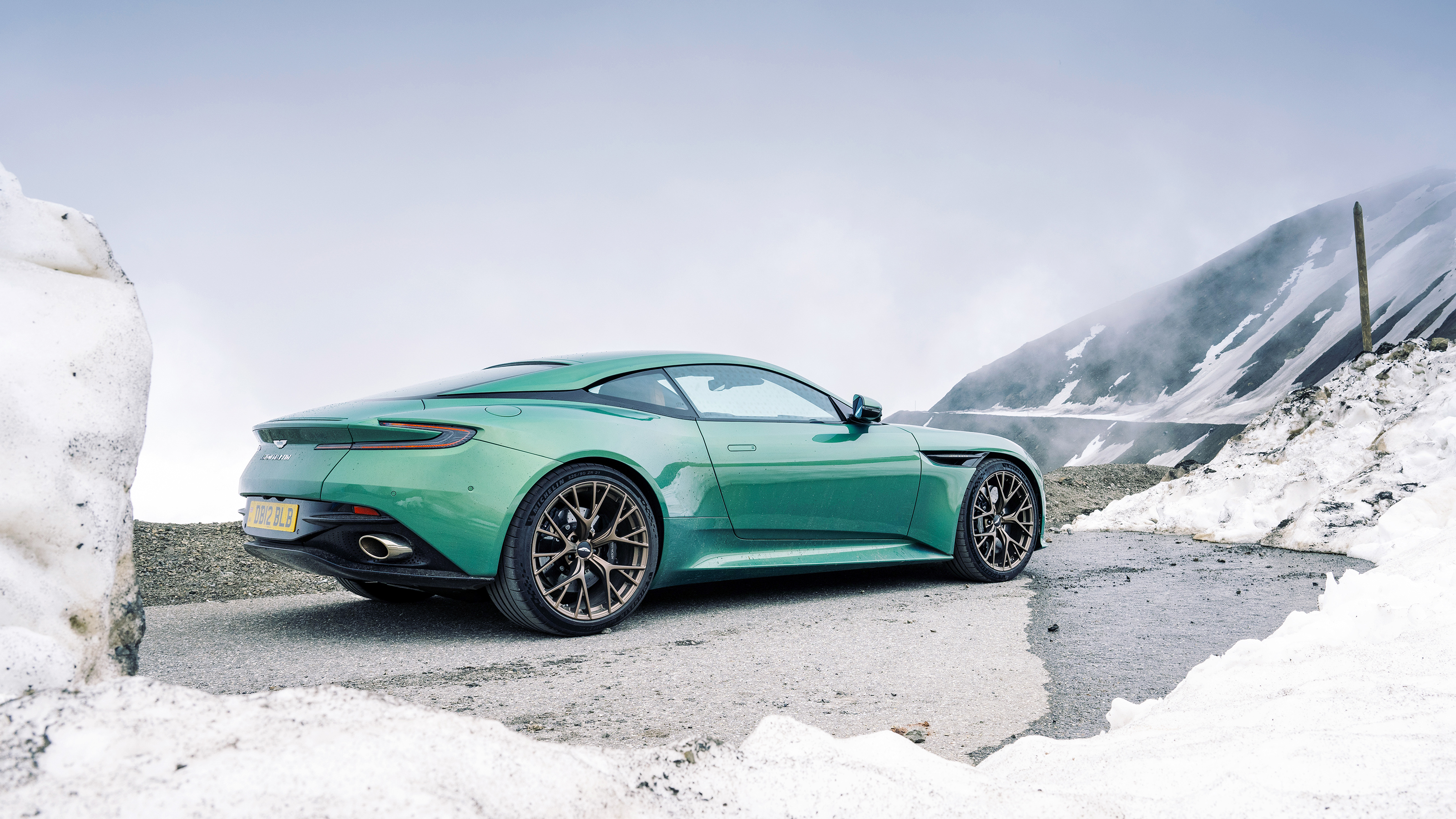 Aston Martin DB12 – rear static