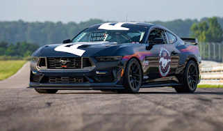 Ford Mustang Dark Horse R