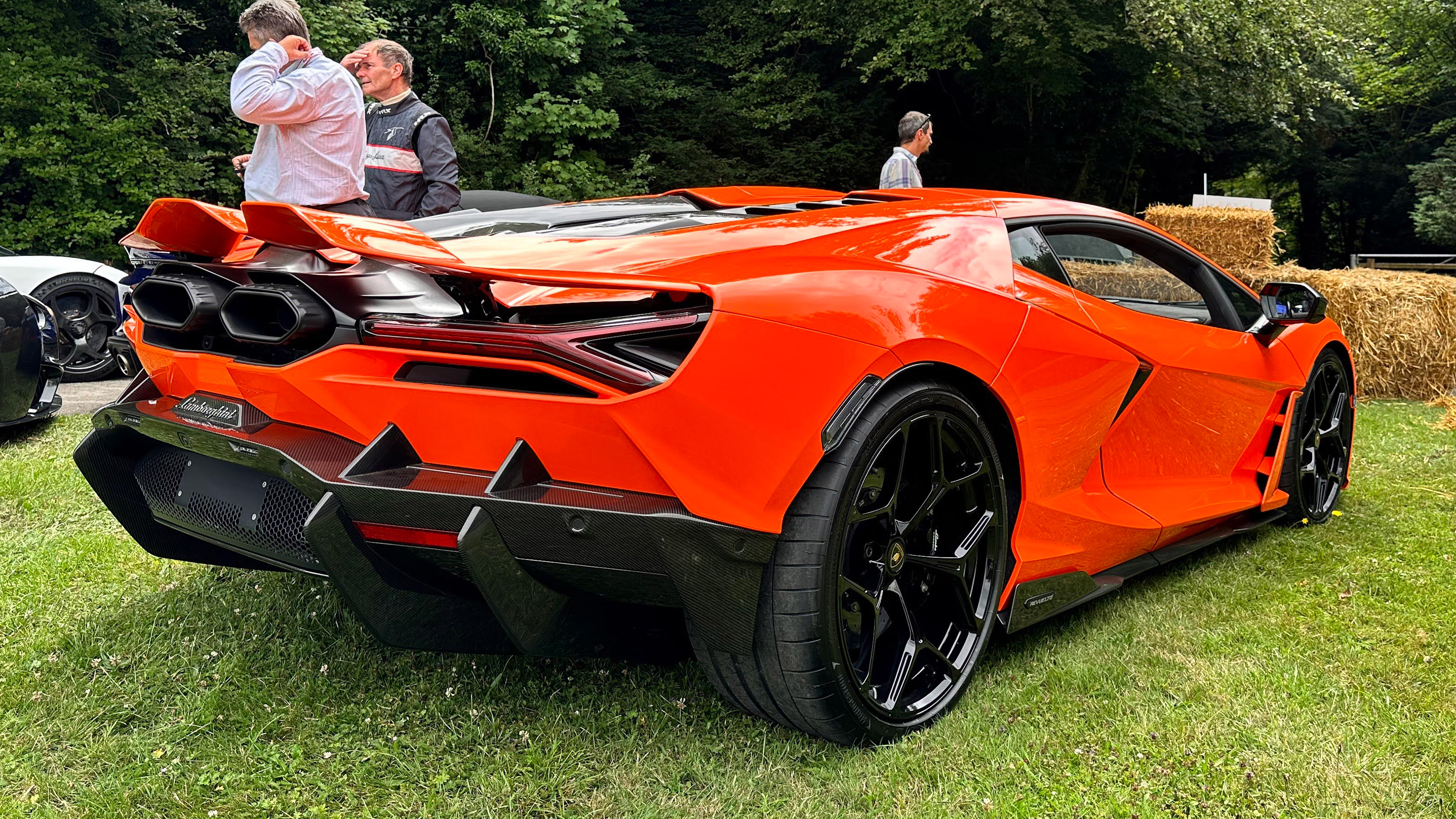 Lamborghini Revuelto