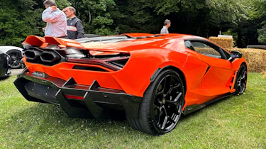 Lamborghini Revuelto