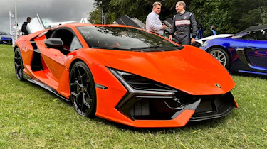 Lamborghini Revuelto