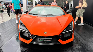 Lamborghini Revuelto