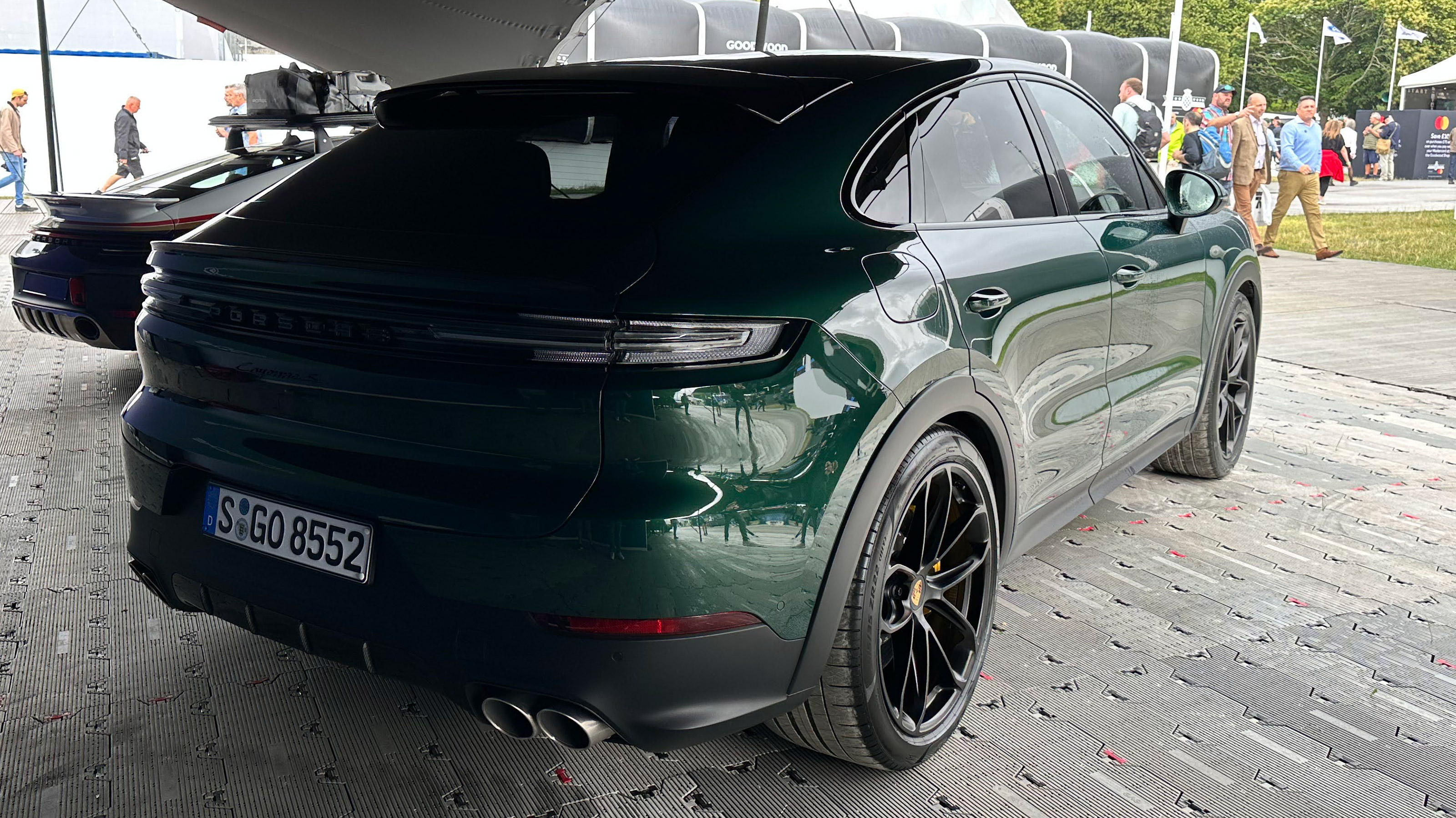 New Porsche Cayenne FoS