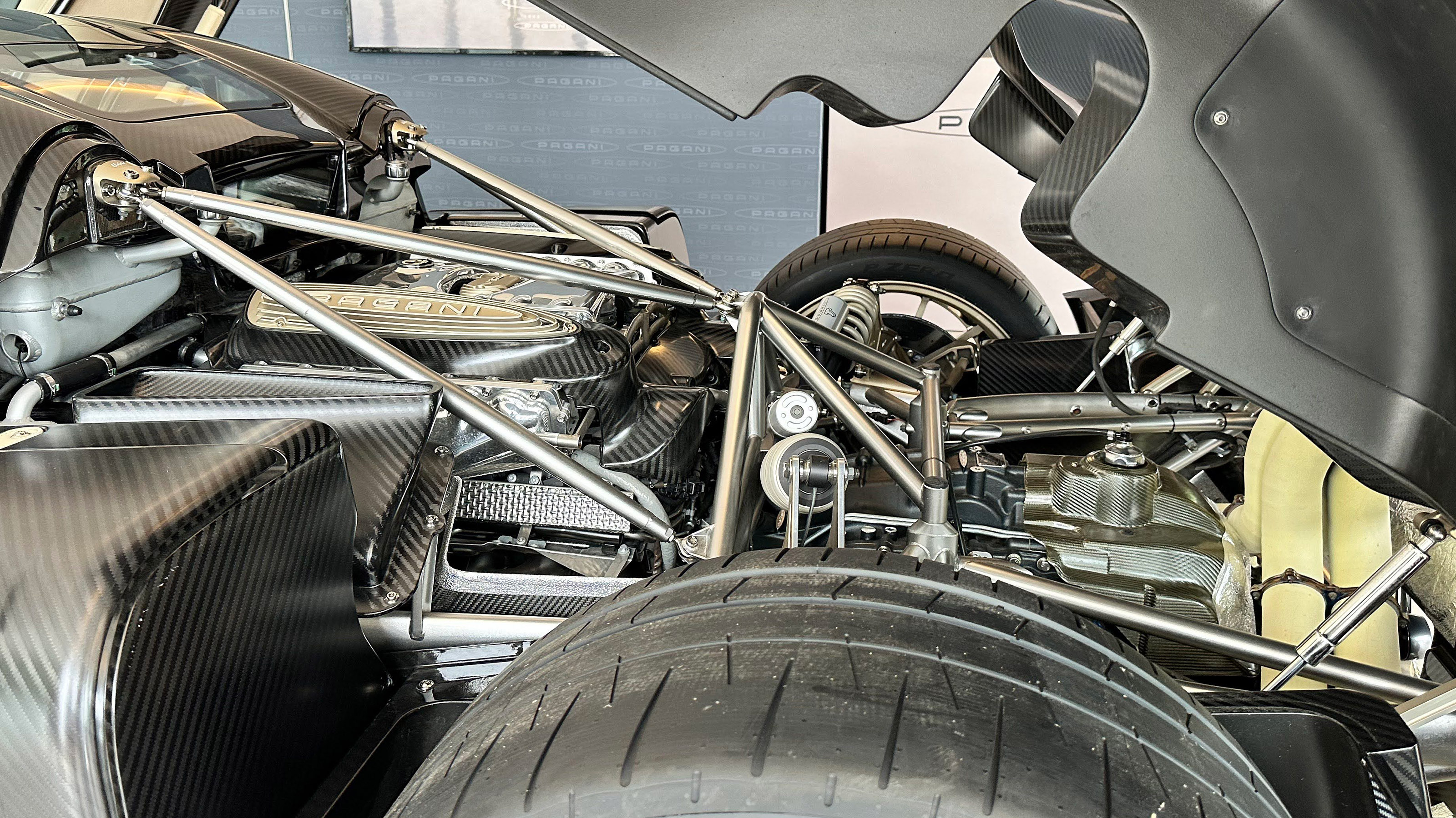 Pagani Utopia