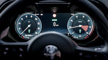 Alfa Romeo Tonale review – instrument cluster