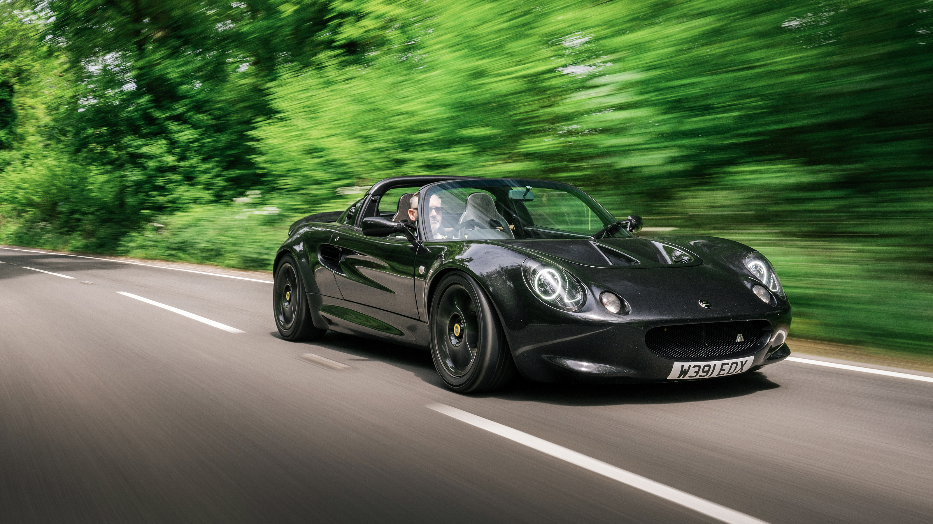 Analogue Elise SuperSport – front