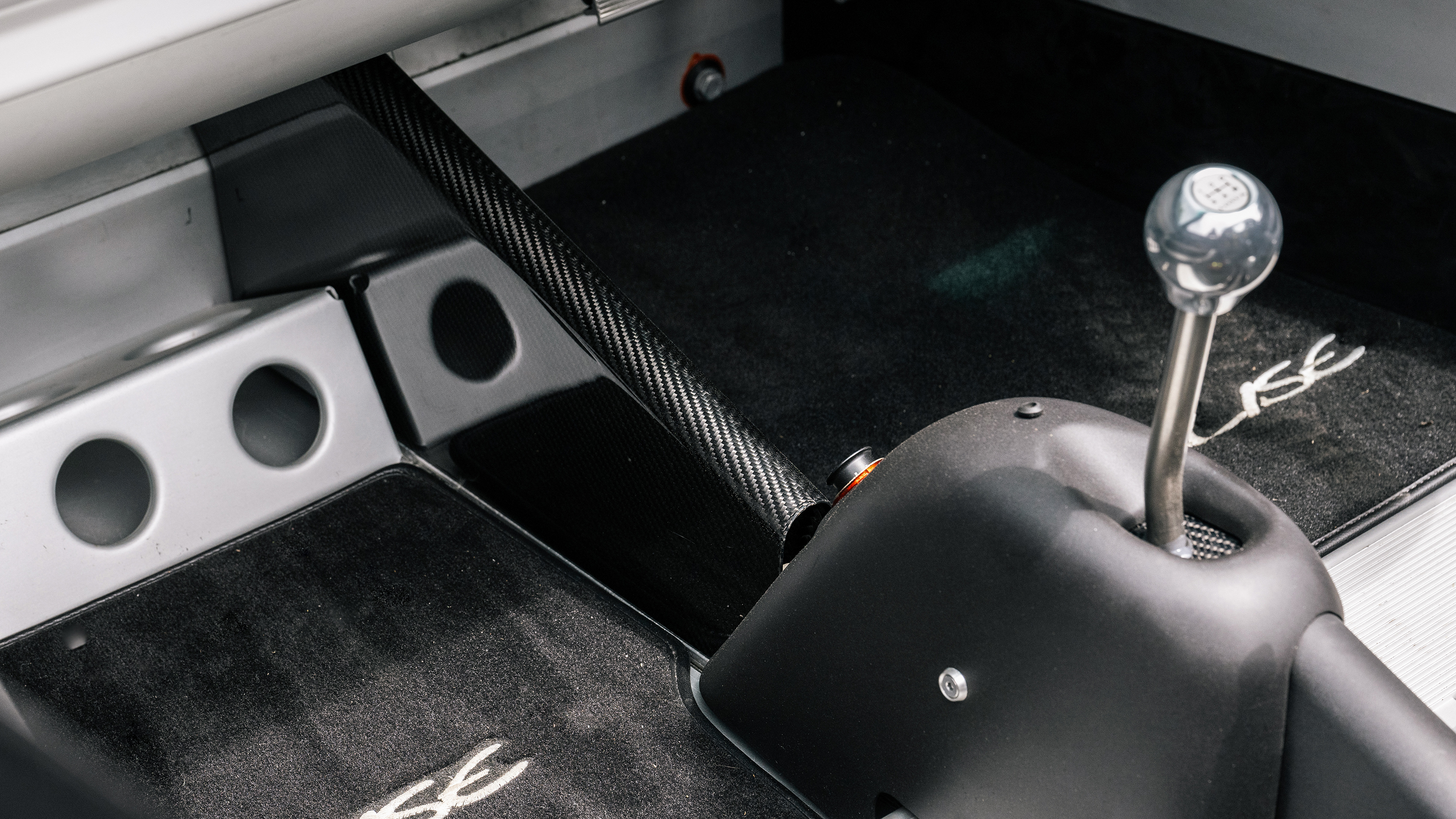 Analogue Elise SuperSport – gear lever