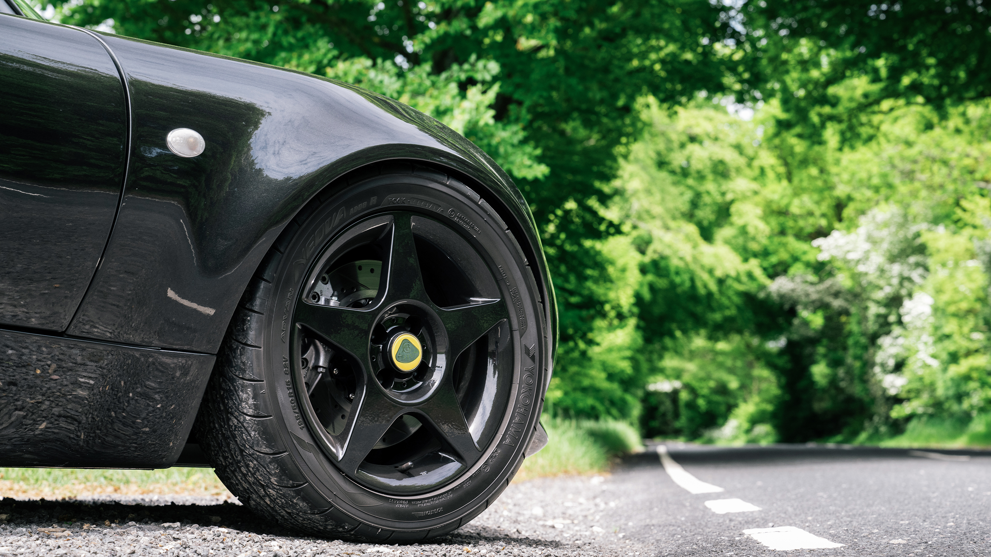 Analogue Elise SuperSport – wheels