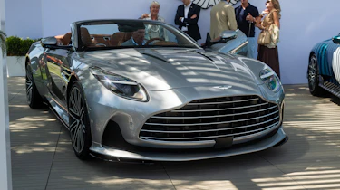 Aston Martin DB12 Volante