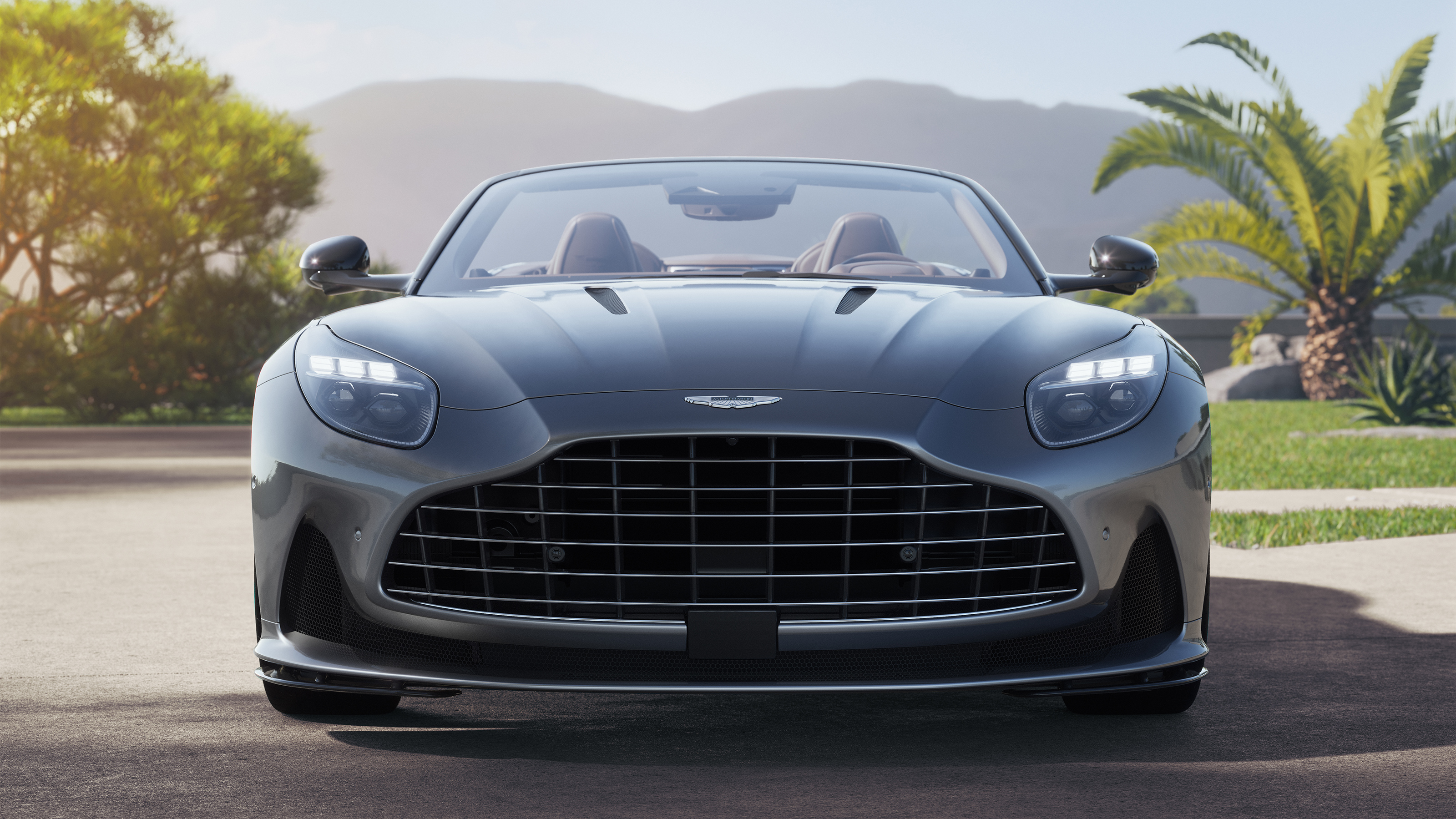 Aston Martin DB12 Volante – front