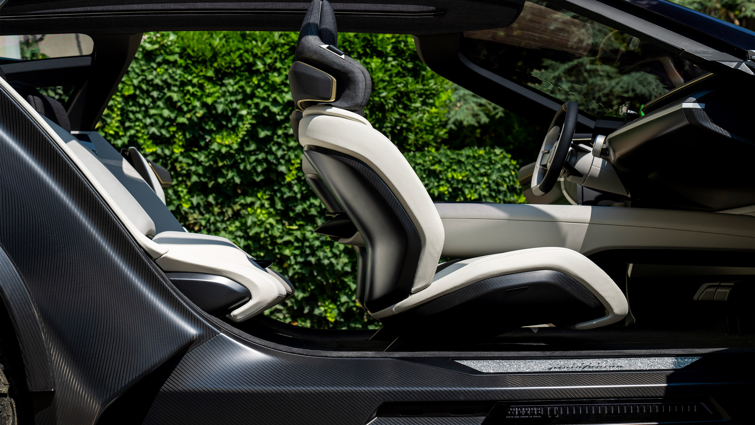 Automobili Pininfarina Pura Vision