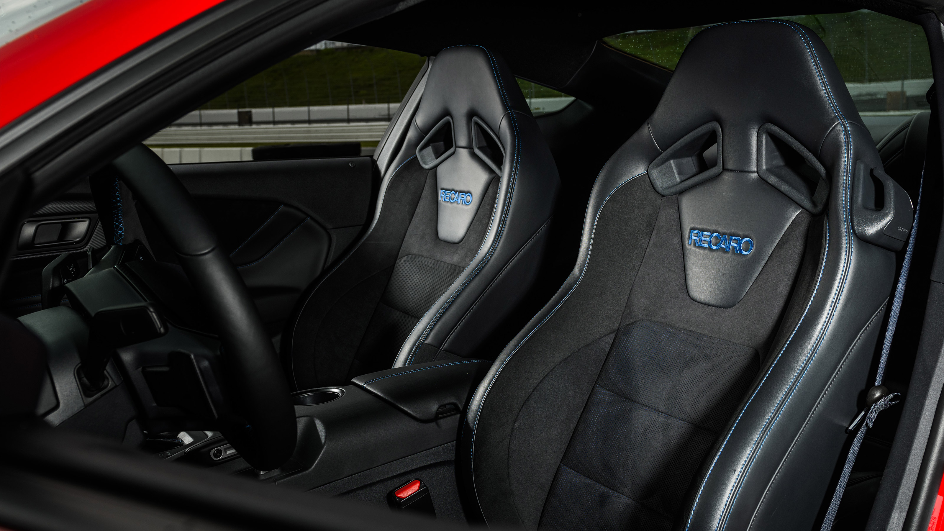 Ford Mustang Dark Horse review