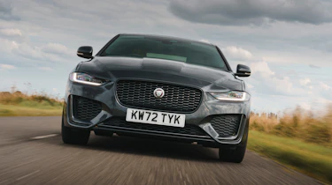 Jaguar XE 300 Sport AWD – front