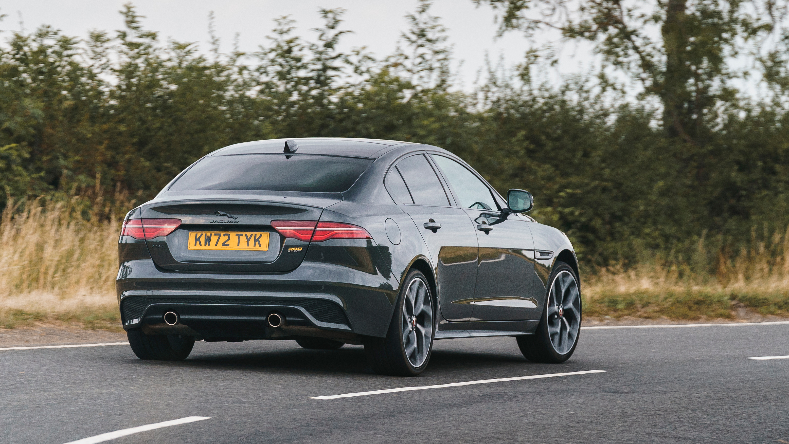 Jaguar XE 300 Sport AWD – rear