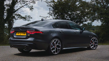 Jaguar XE 300 Sport AWD – rear