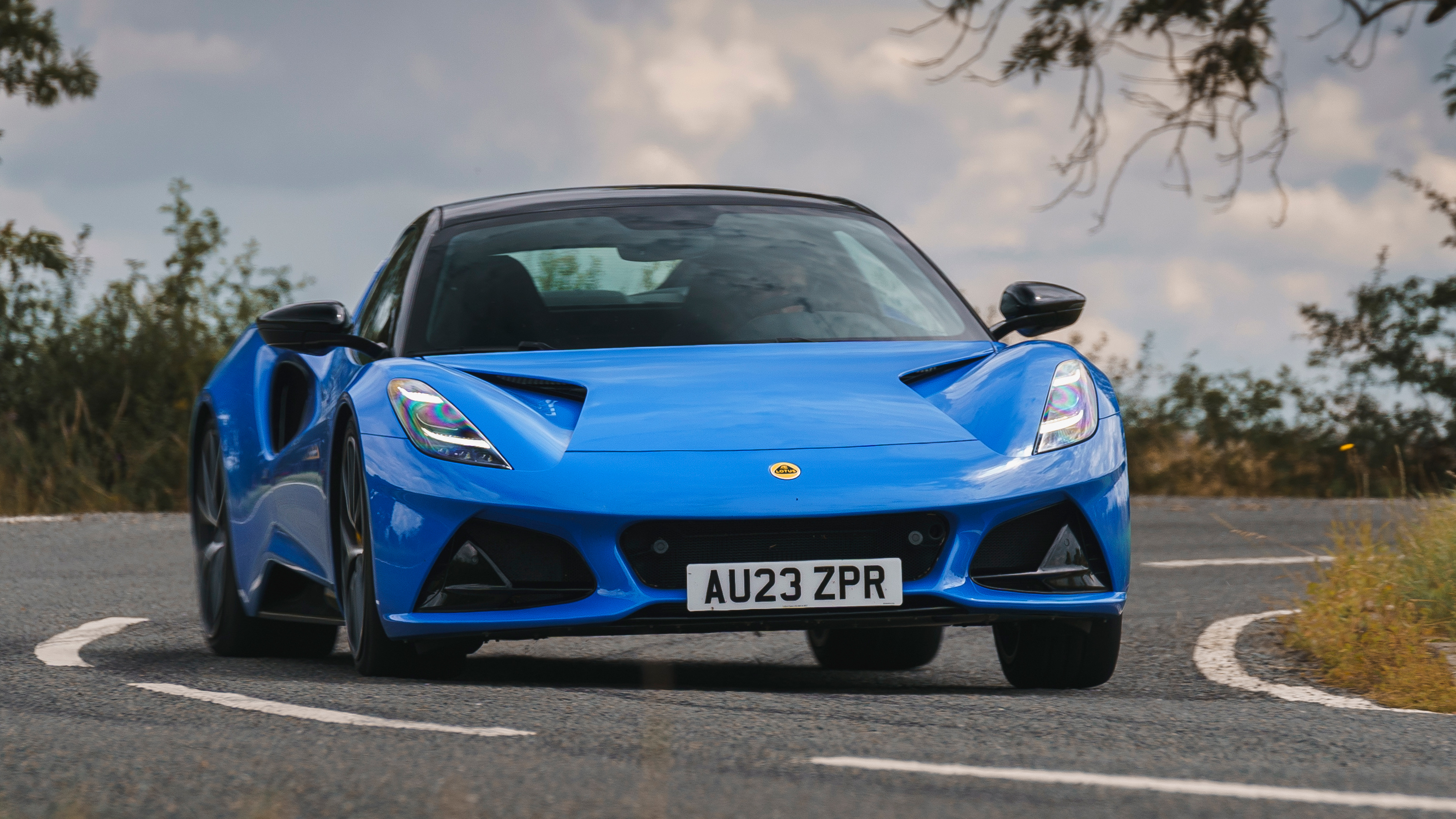 Lotus Emira – front