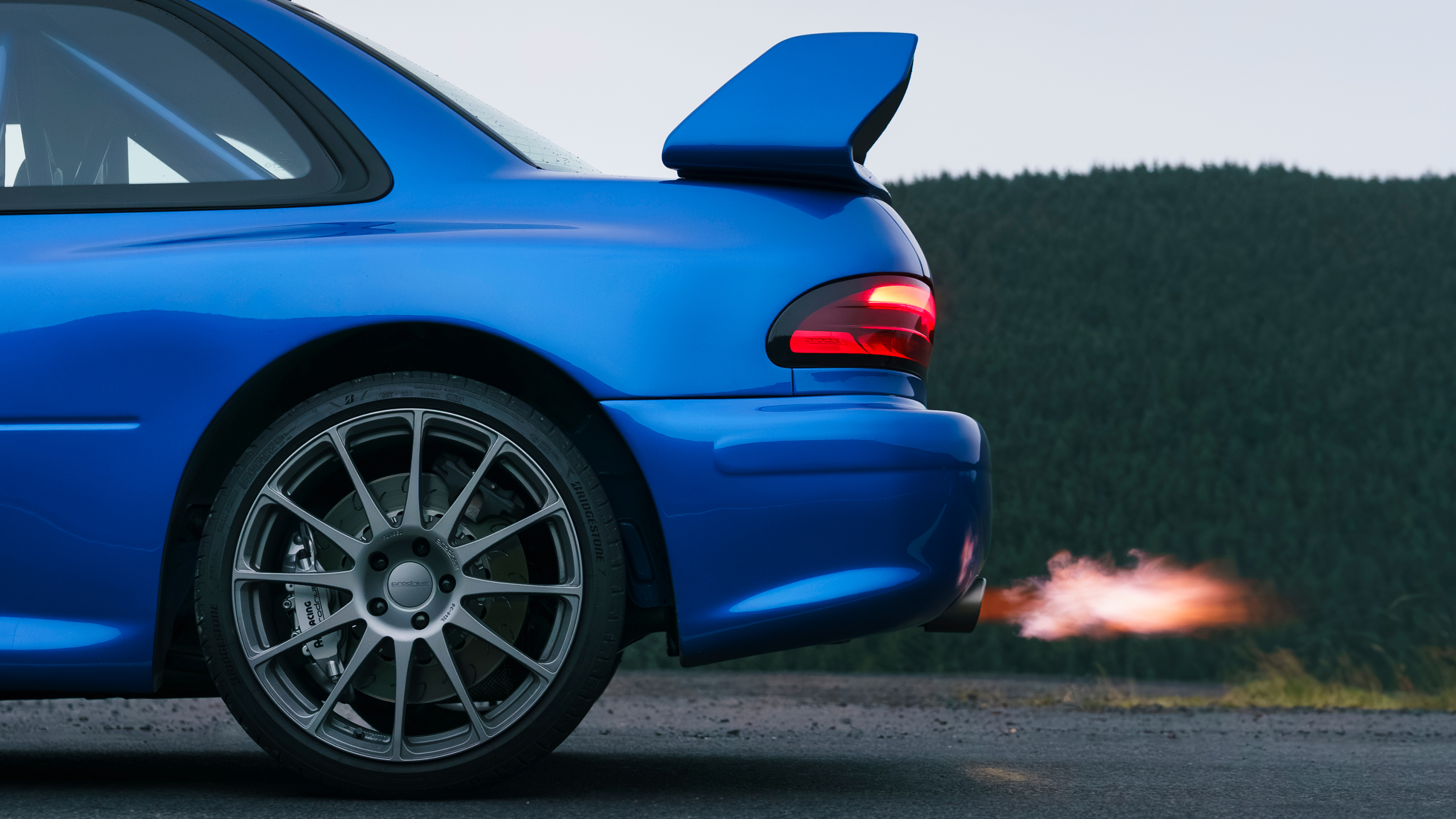 Prodrive P25 – exhaust flame