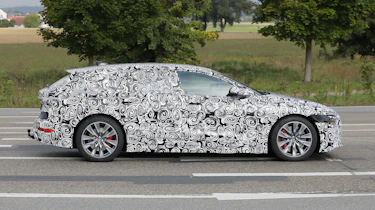Audi A6 Avant e-tron – side
