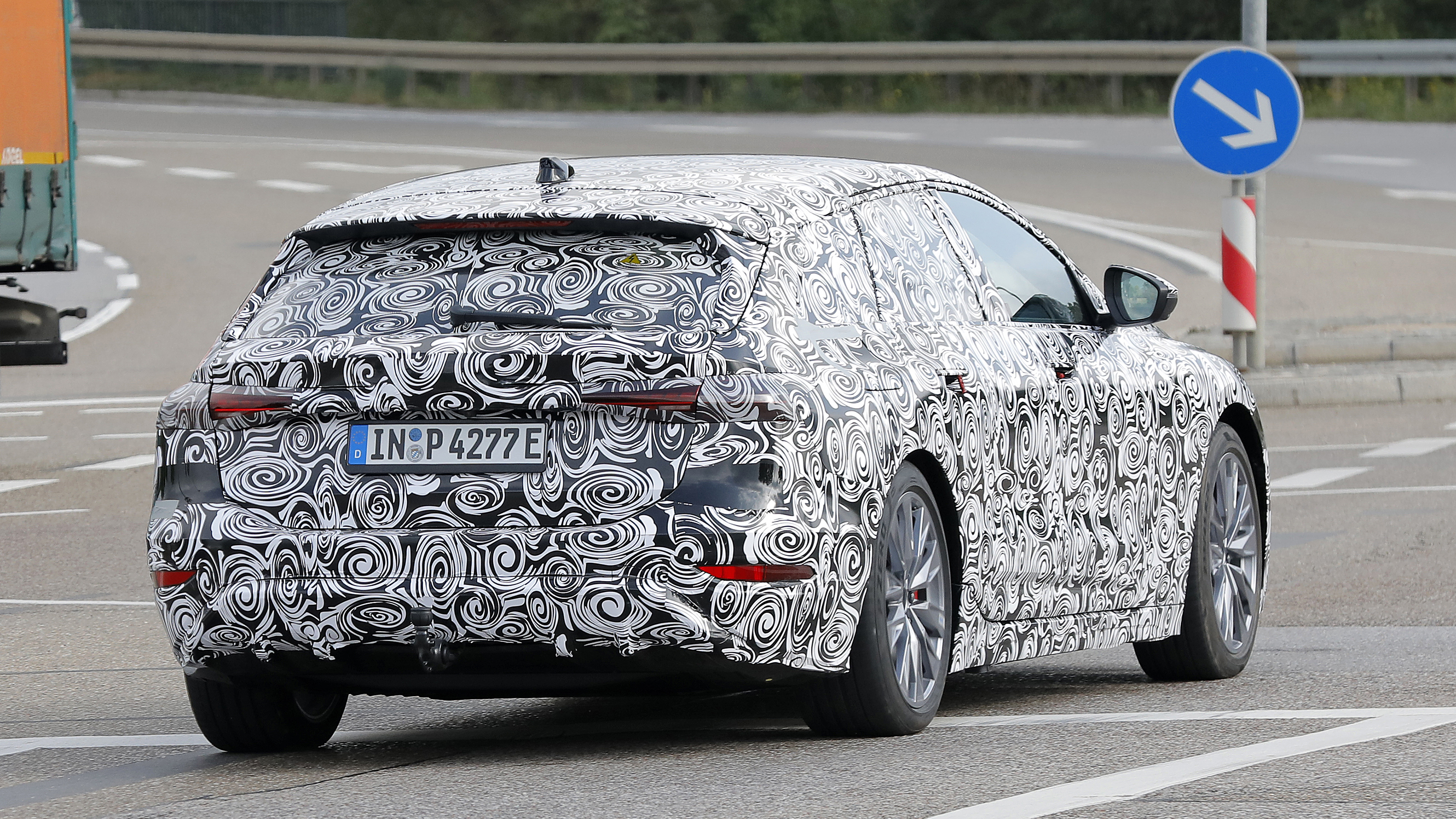 Audi A6 Avant e-tron – rear