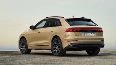 Audi Q8 – rear