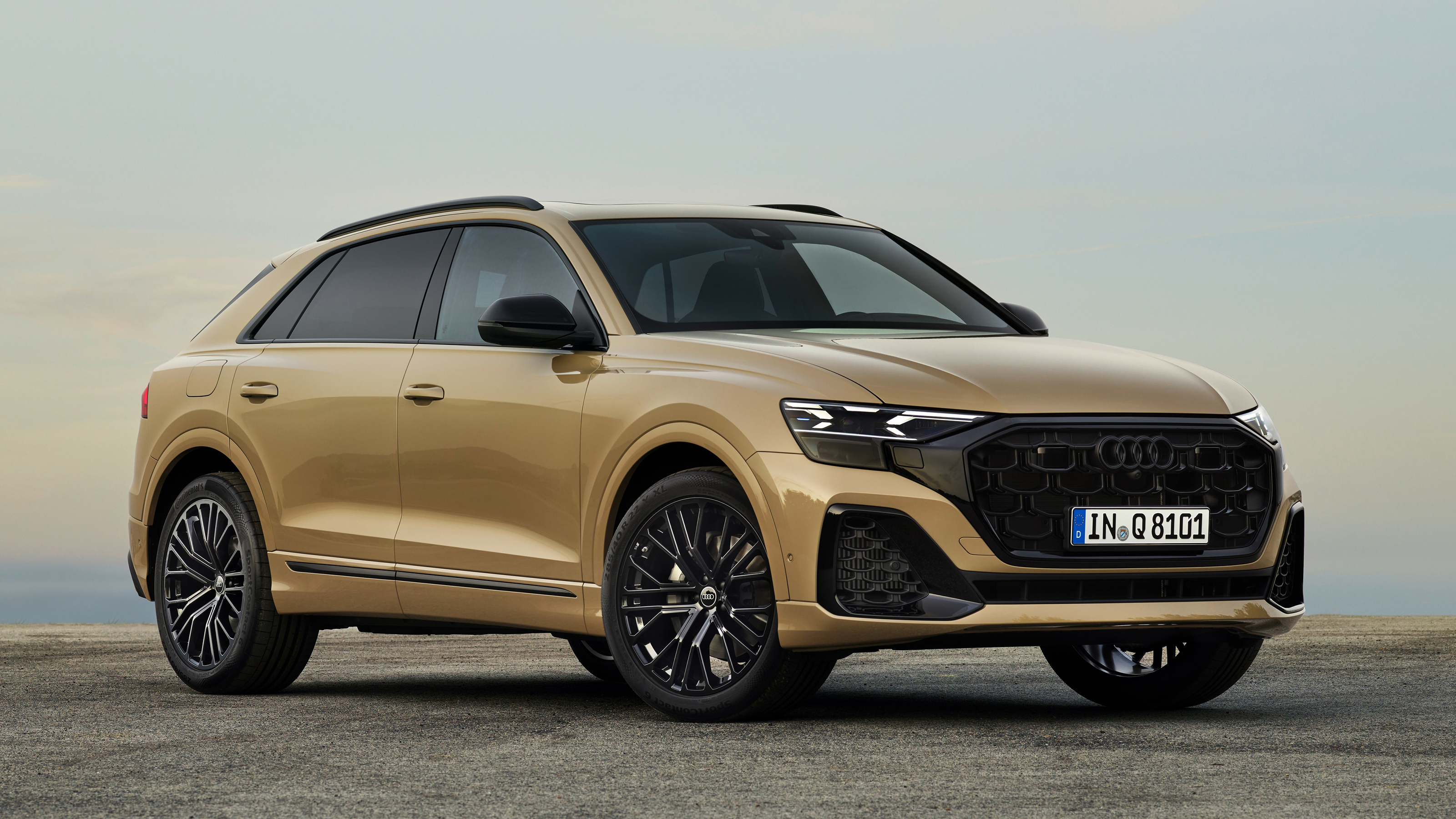 Audi Q8 – front