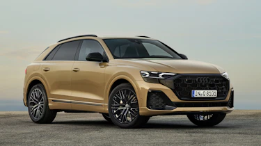 Audi Q8 – front