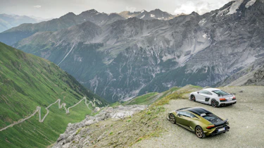 Audi R8 v Lamborghini Huracan – static