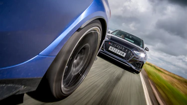 Audi RS4 Competition v BMW M3 Touring