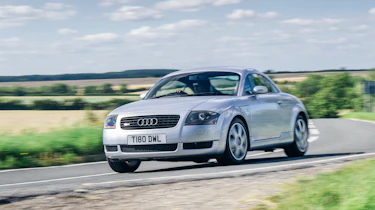 Audi TT Mk1 – front
