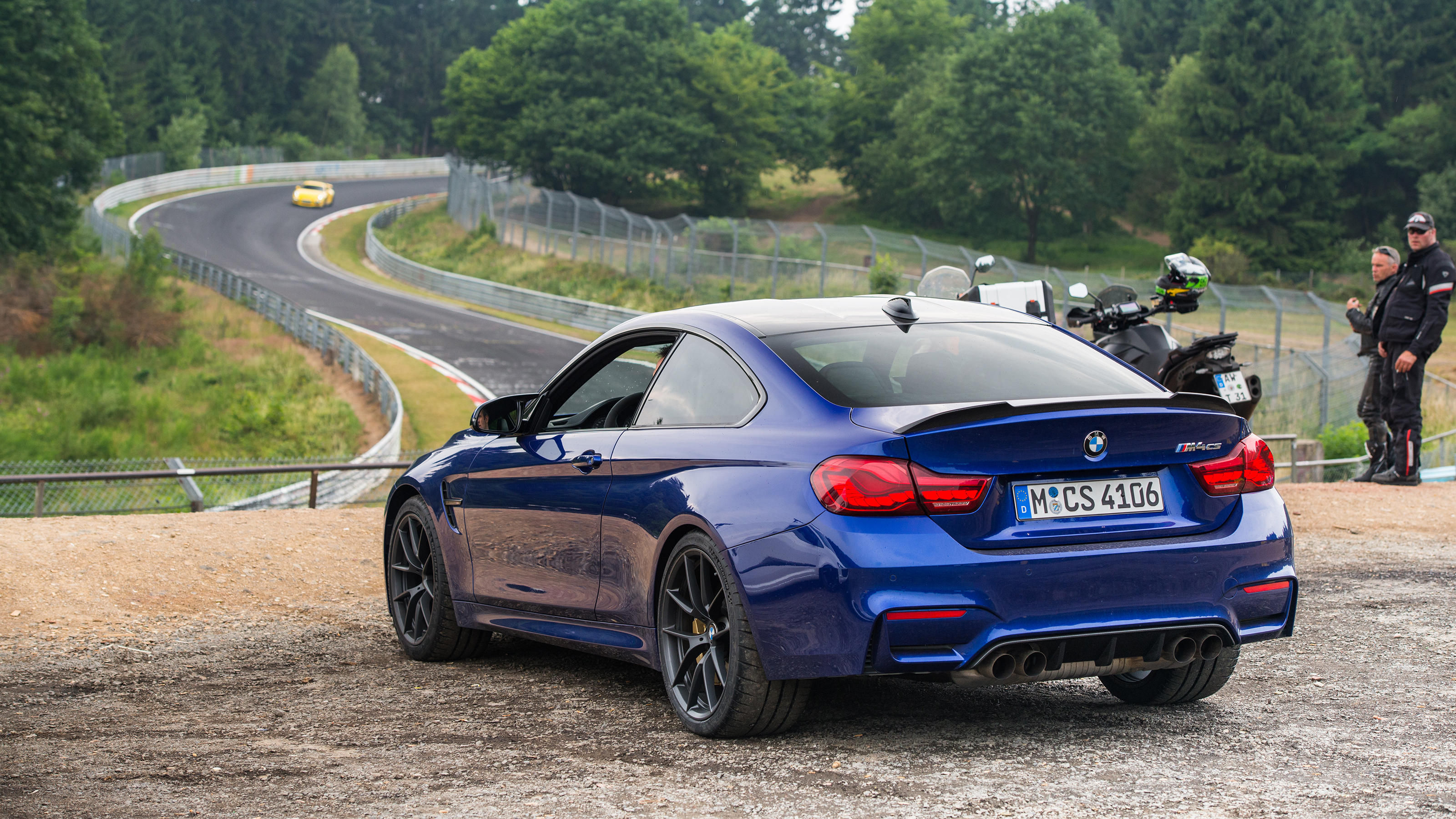 BMW M4 CS – rear