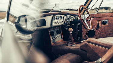 Frontline LE60 and BEE – interior
