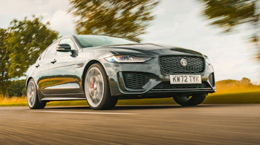 Jaguar XE v Alfa Romeo Giulia