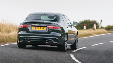 Jaguar XE v Alfa Romeo Giulia