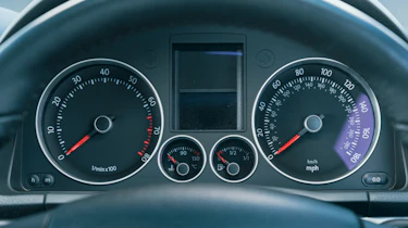 Volkswagen Golf GTI Mk5 – gauges