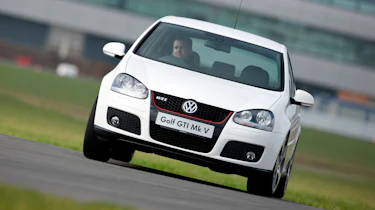 Volkswagen Golf GTI Mk5 – front