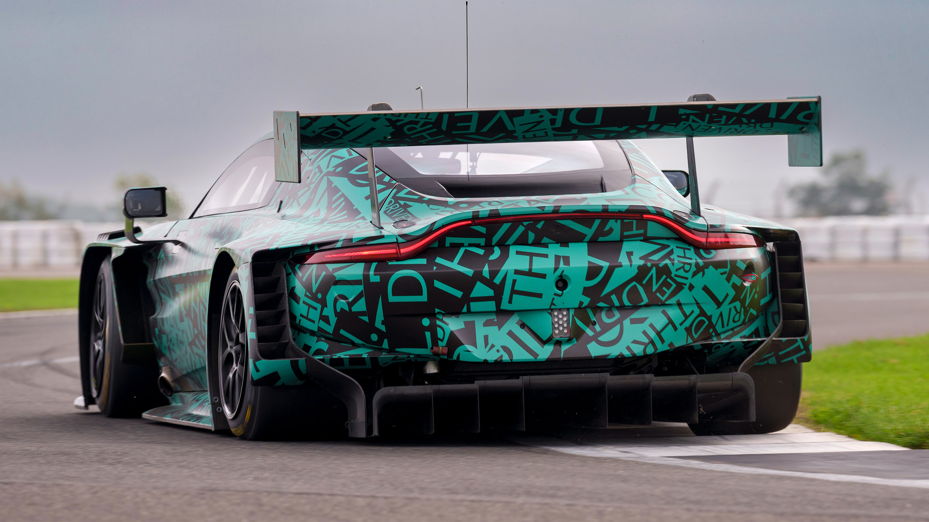 2024 Aston Martin Vantage GT3