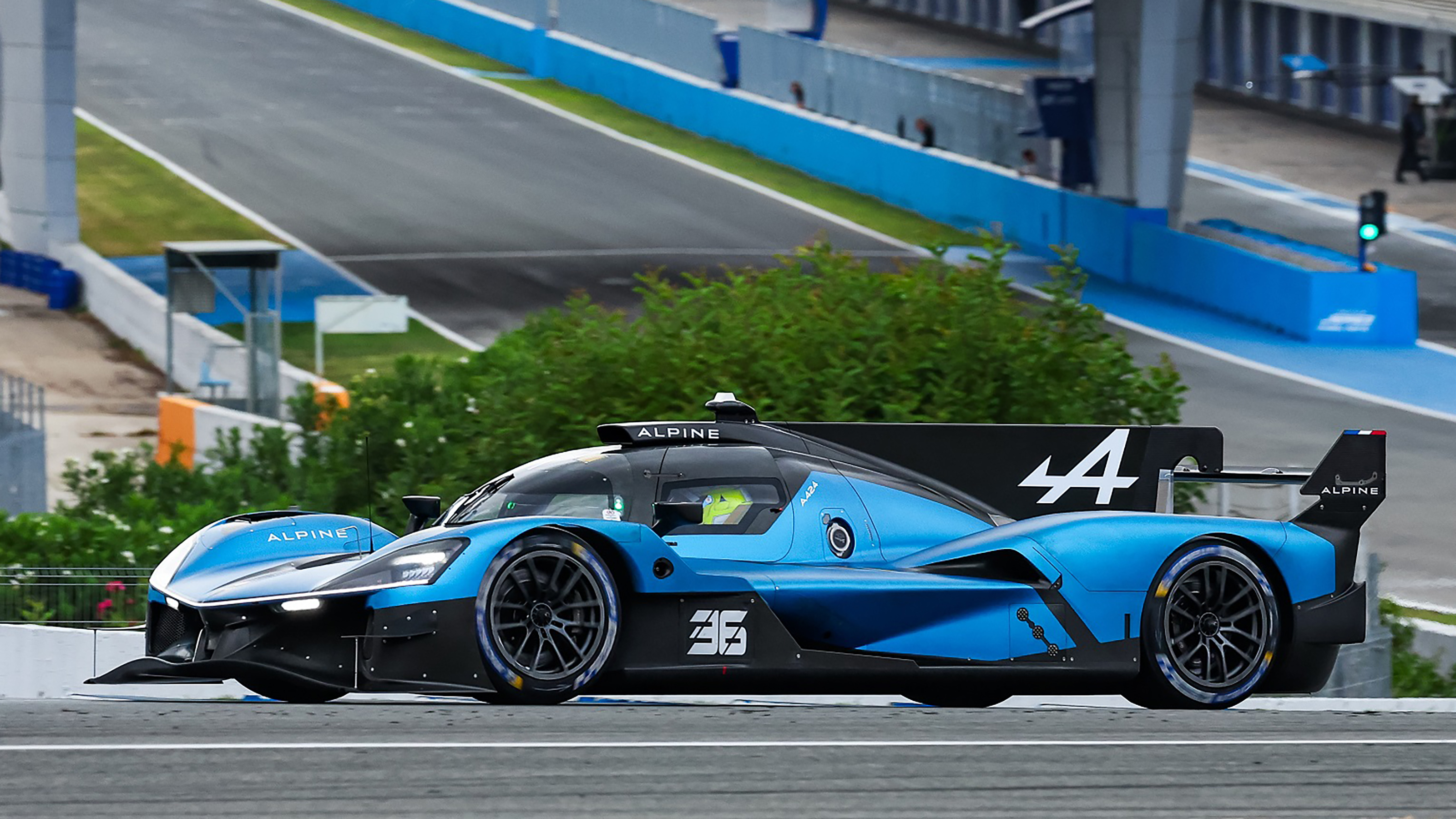Alpine A424 – side