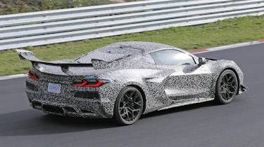 Chevrolet Corvette ZR1 – side