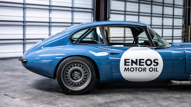 Eneos Jaguar E-Type 2JZ – side
