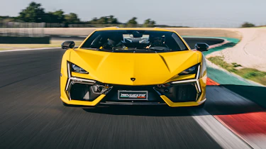 Lamborghini Revuelto