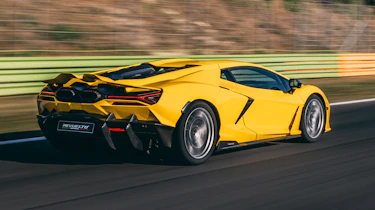 Lamborghini Revuelto