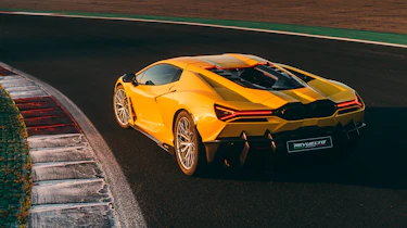 Lamborghini Revuelto