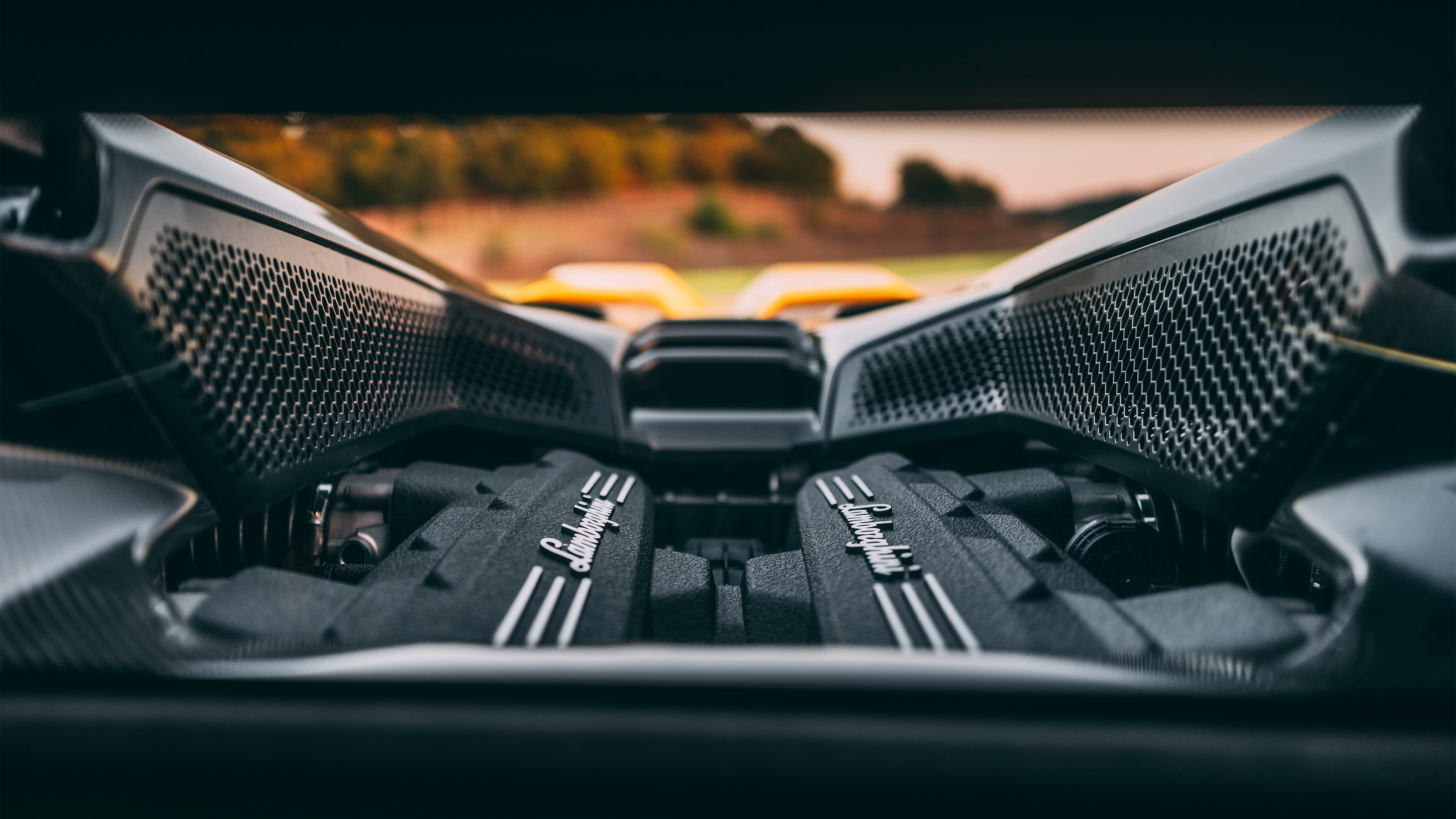 Lamborghini Revuelto