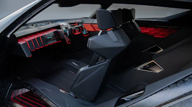 Nissan Hyper Force – interior