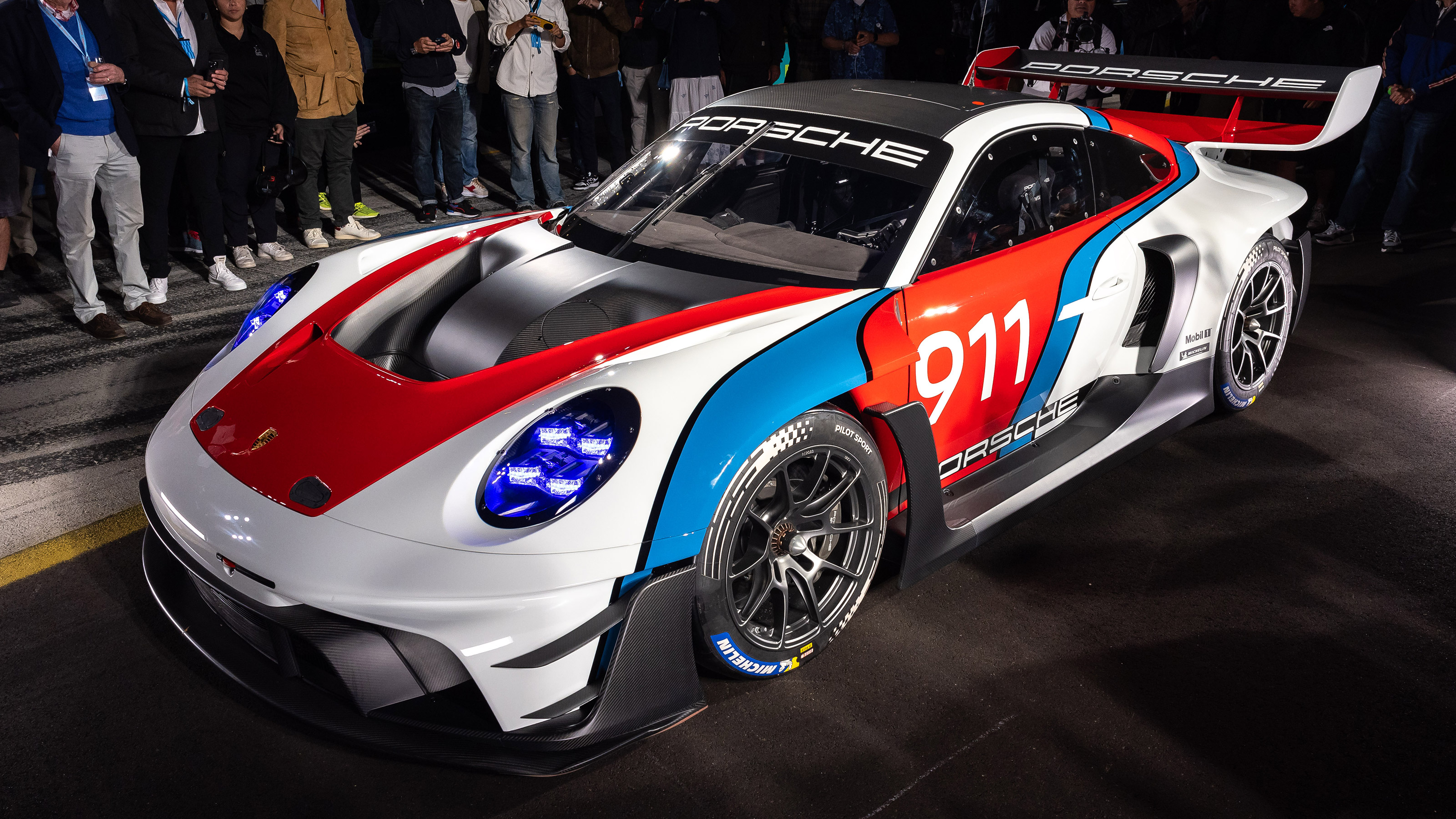 Porsche 911 GT3 R Rennsport
