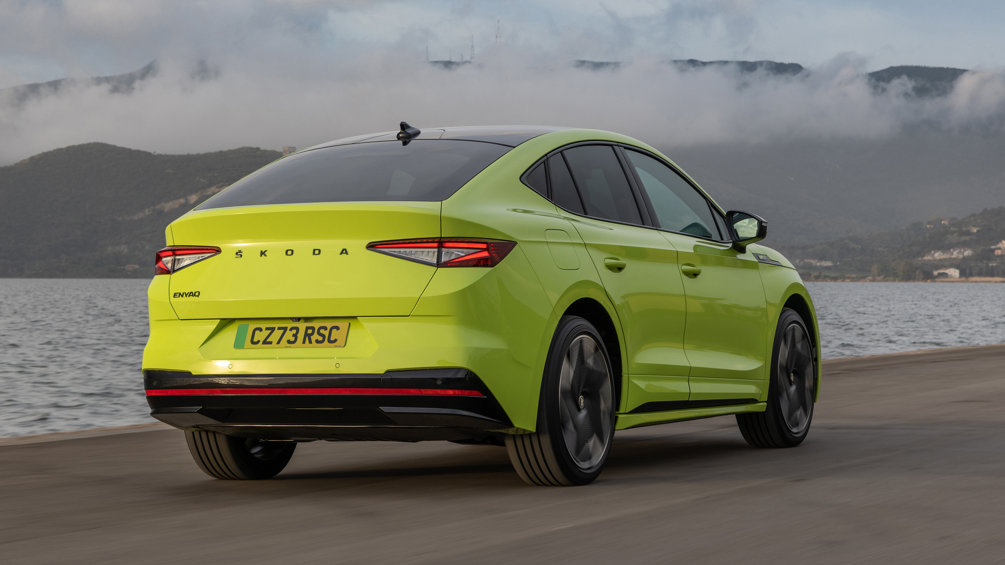 Skoda Enyaq vRS – rear